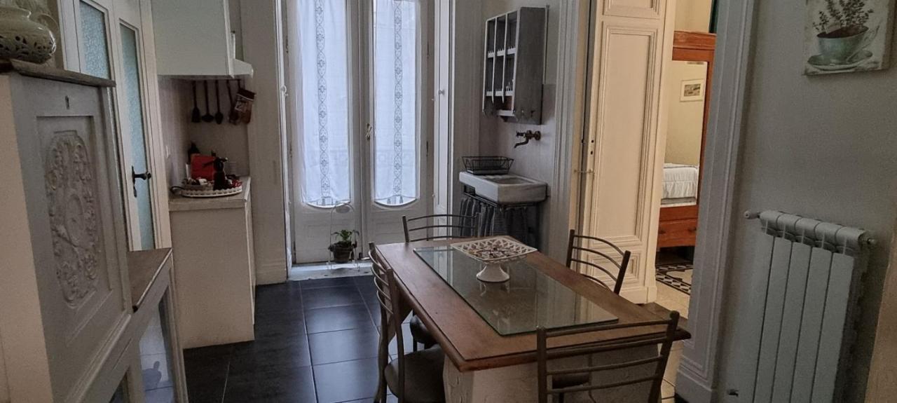 Dimora Donn'Alba Daire Napoli Dış mekan fotoğraf